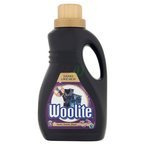 Woolite Dark płyn do prania ciemnych tkanin 0,9 l 